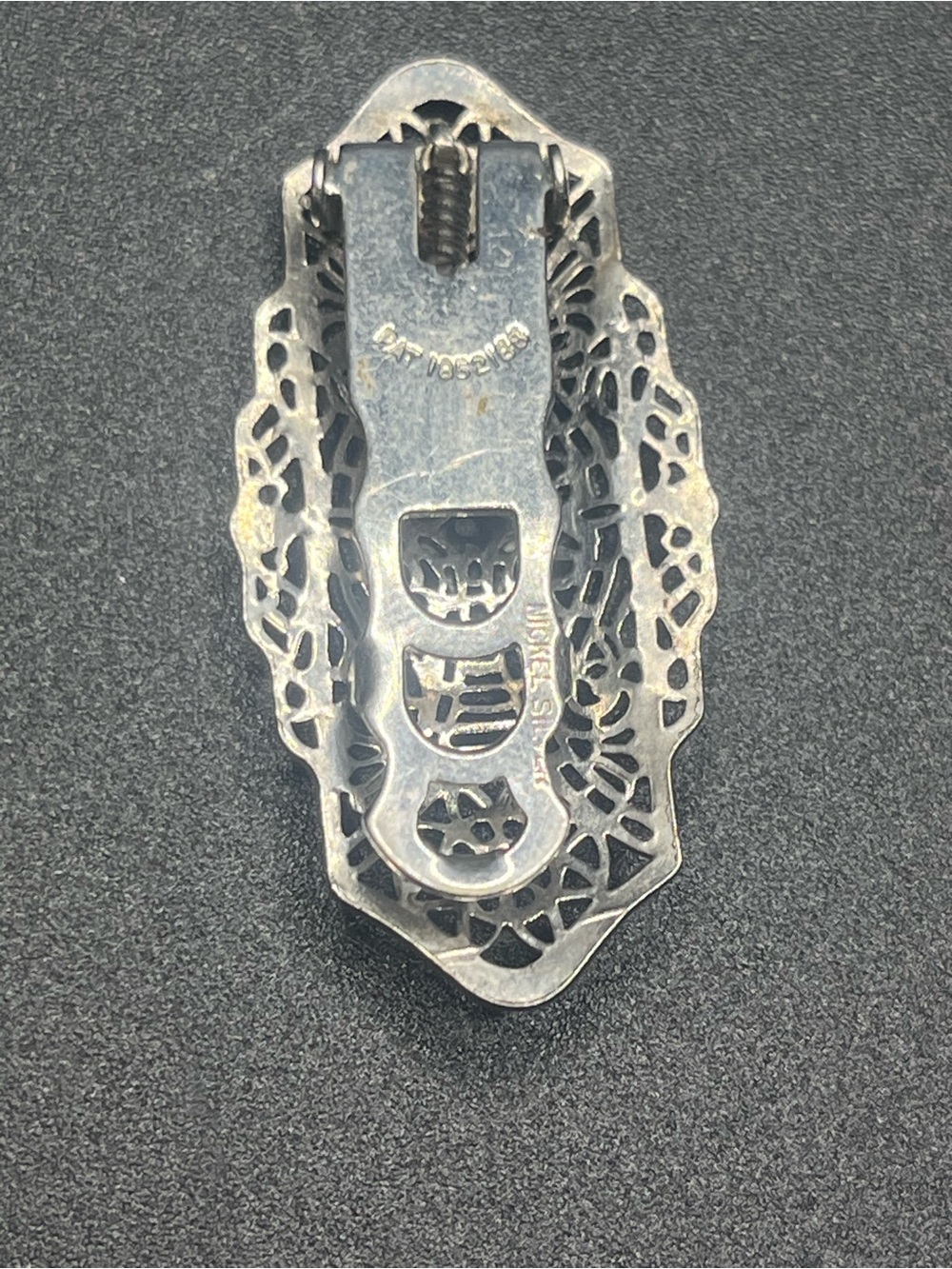 Vintage 1930s Art Deco Nickel Silver Filigree Dress Clip with blue rhinestone - Picture 4 of 8